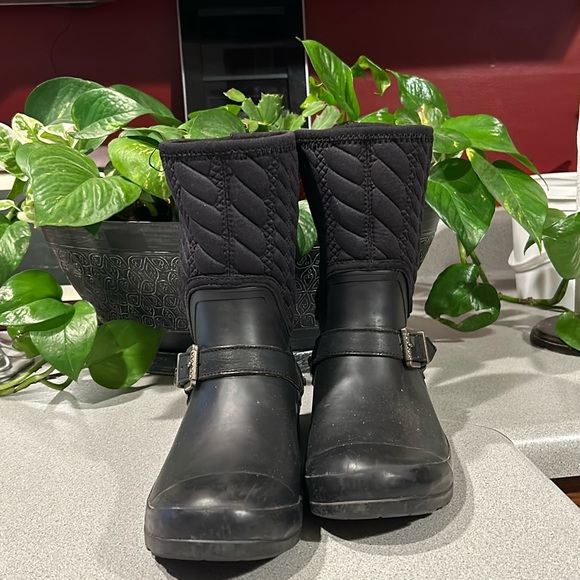 Sperry Shoes - Sperry Top Siders-8.5 Women’s Boots w/Rubber Shoes &Soles,Quilted Fabric Uppers